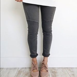 Roolee Moto Skinnies in Charcoal - Size Small